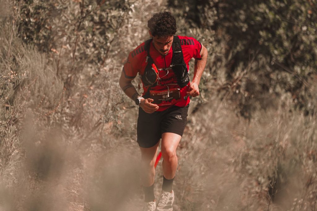 Test Coros Apex 2 Pro : notre avis après 1000 km de trail